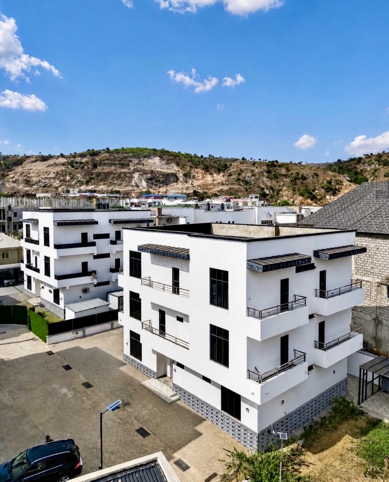 Guzape or Katampe Extension? How to compare your next Abuja address