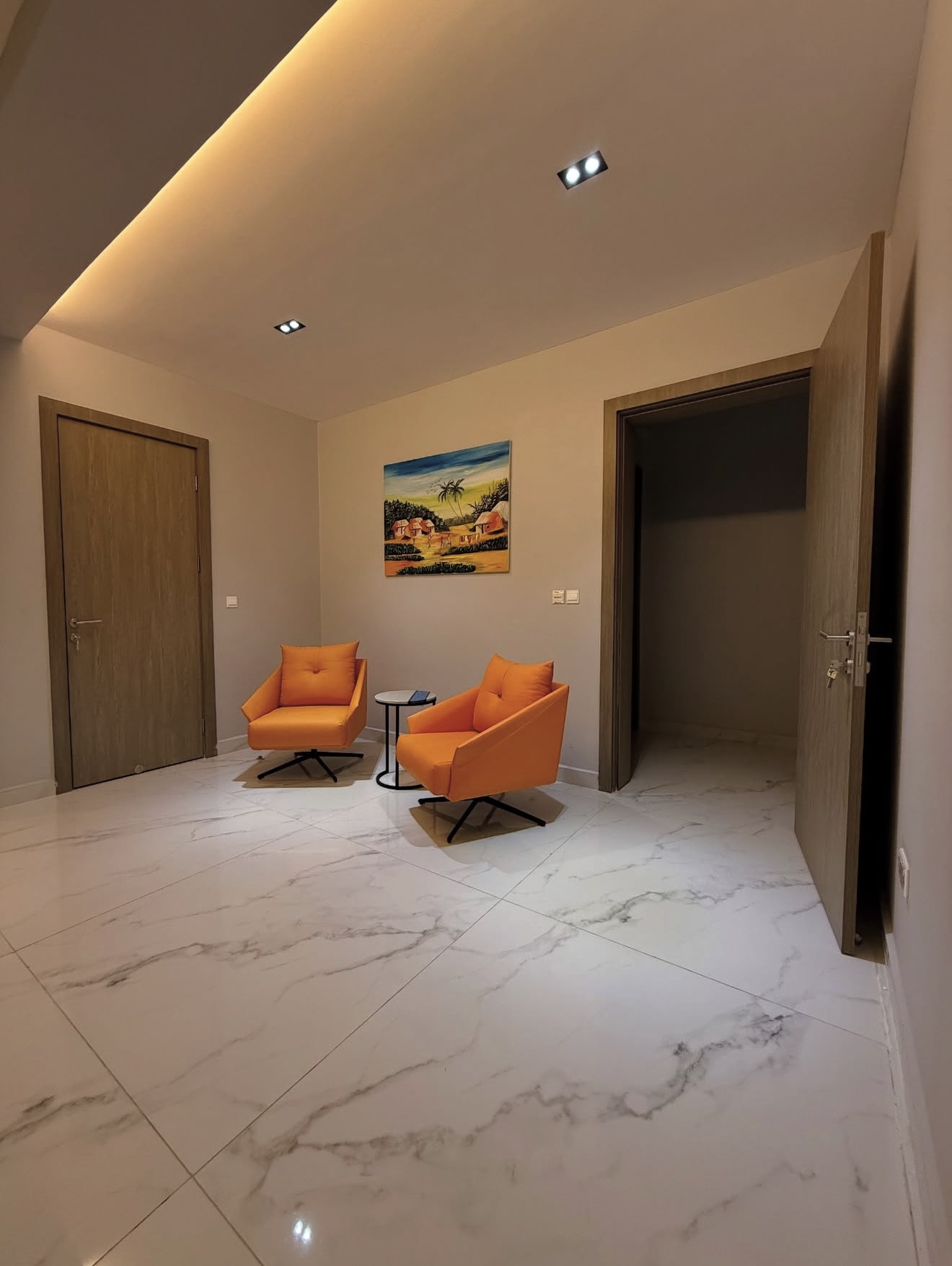 Four-bedroom serviced and furnished apartment