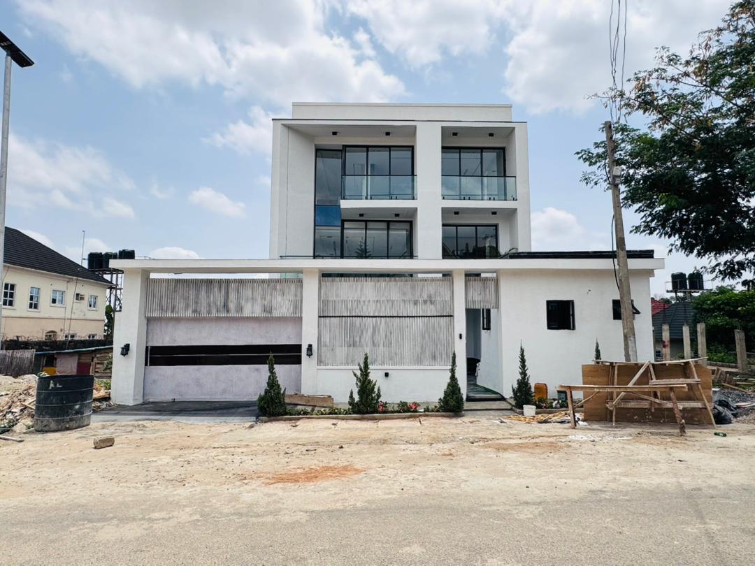 5BD Detached Duplex in Apo